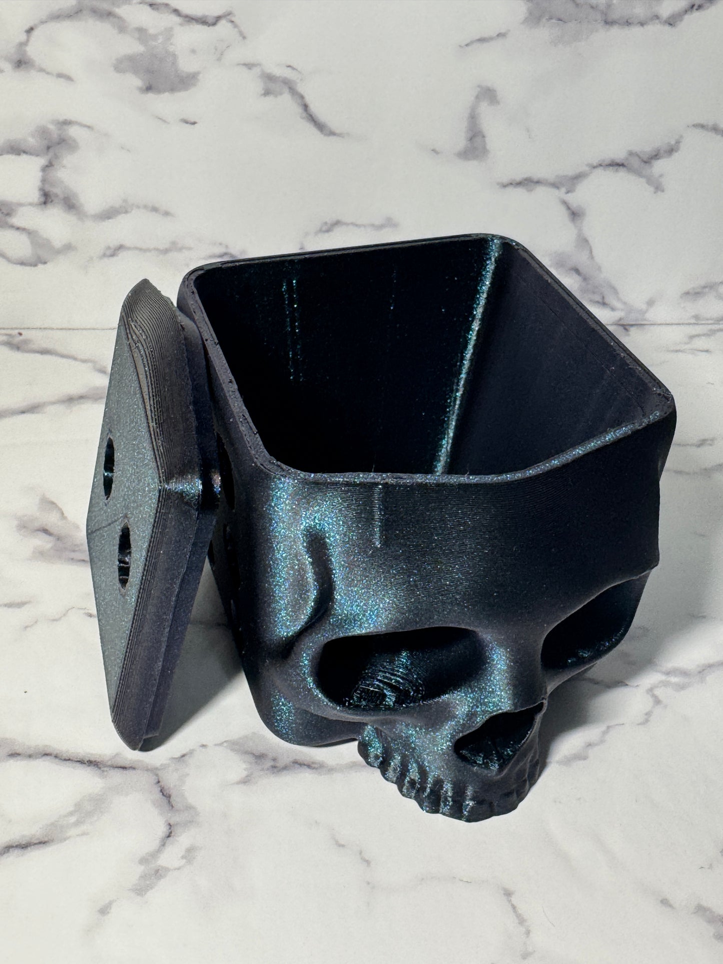 Skull Dice Box with Lid | Gothic 3D Printed Dice Holder and Storage Container | D&D Dice Vault for RPG and Tabletop Gaming