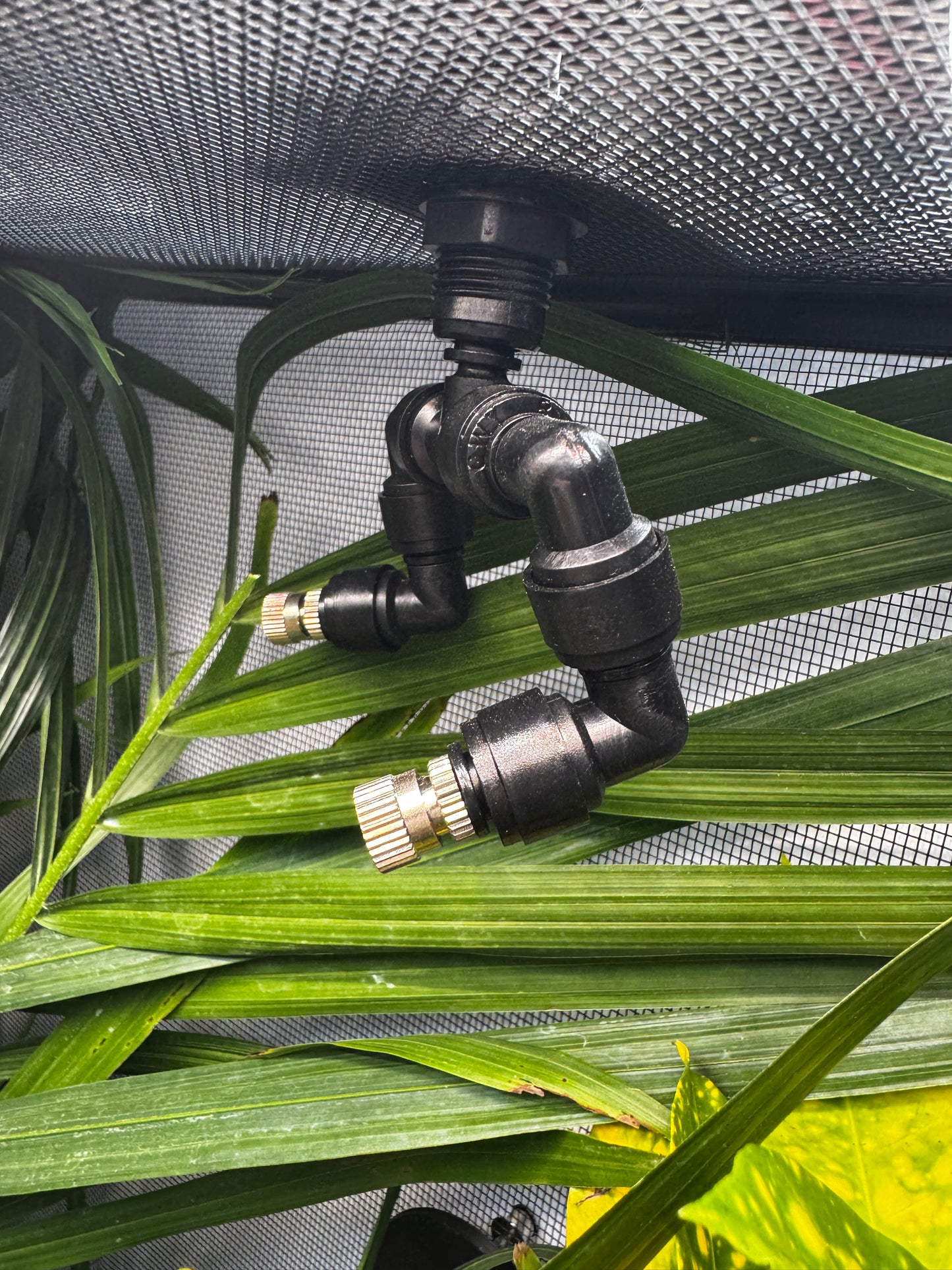 Misting Mount (side mount) w/ Hardware