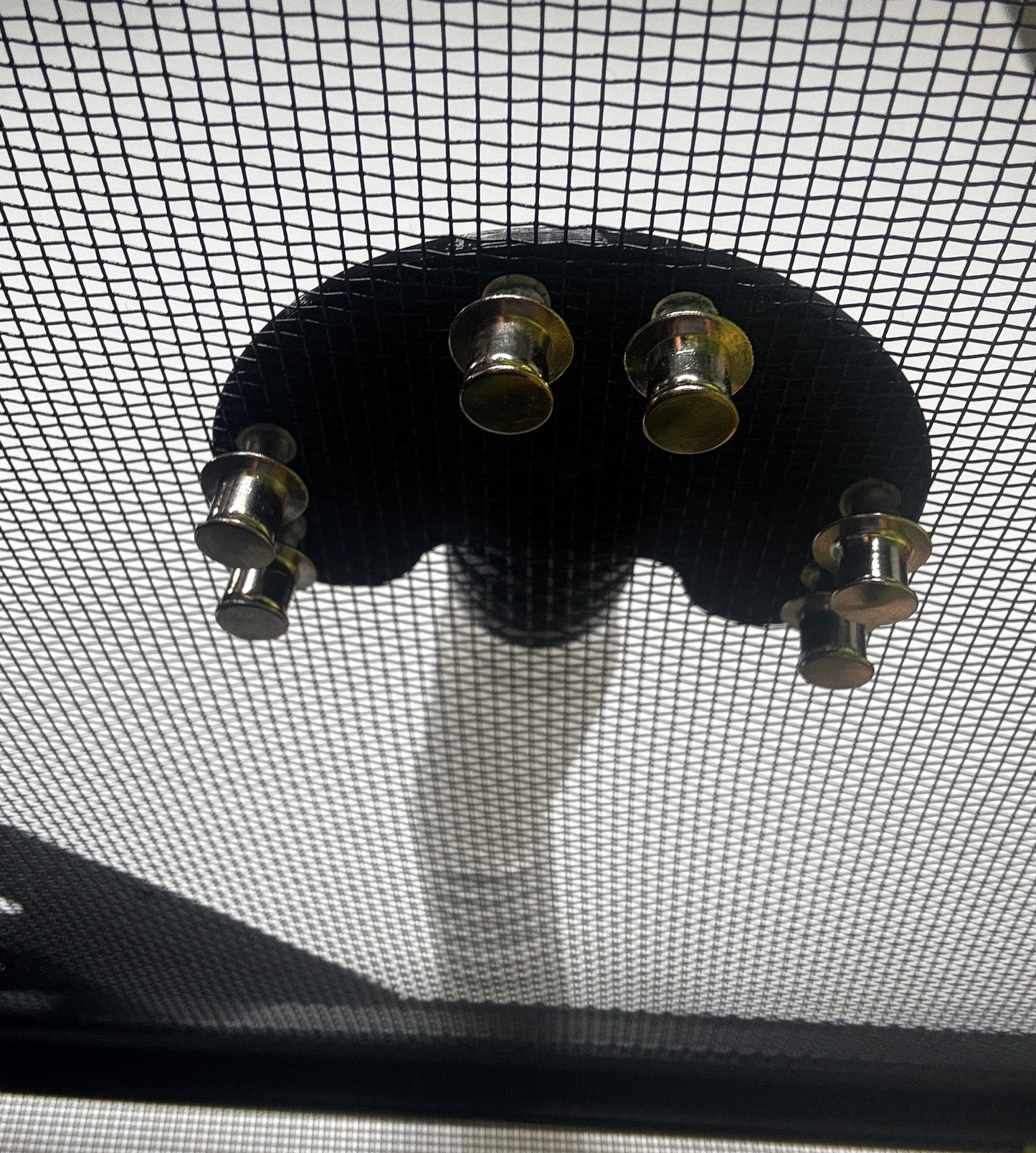 Fog Lock – Secure Fogger Hose/Nozzle Holder for Screen Reptile Enclosures