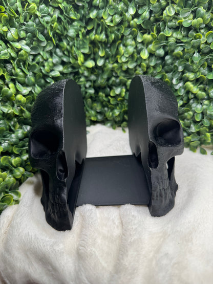 Gothic Skull Bookends (Set of 2) | 3D Printed Horror Shelf Decor
